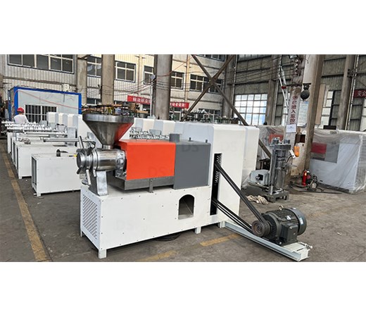 1斤菜籽可以榨多少菜籽油？哪種榨油機(jī)出油率高